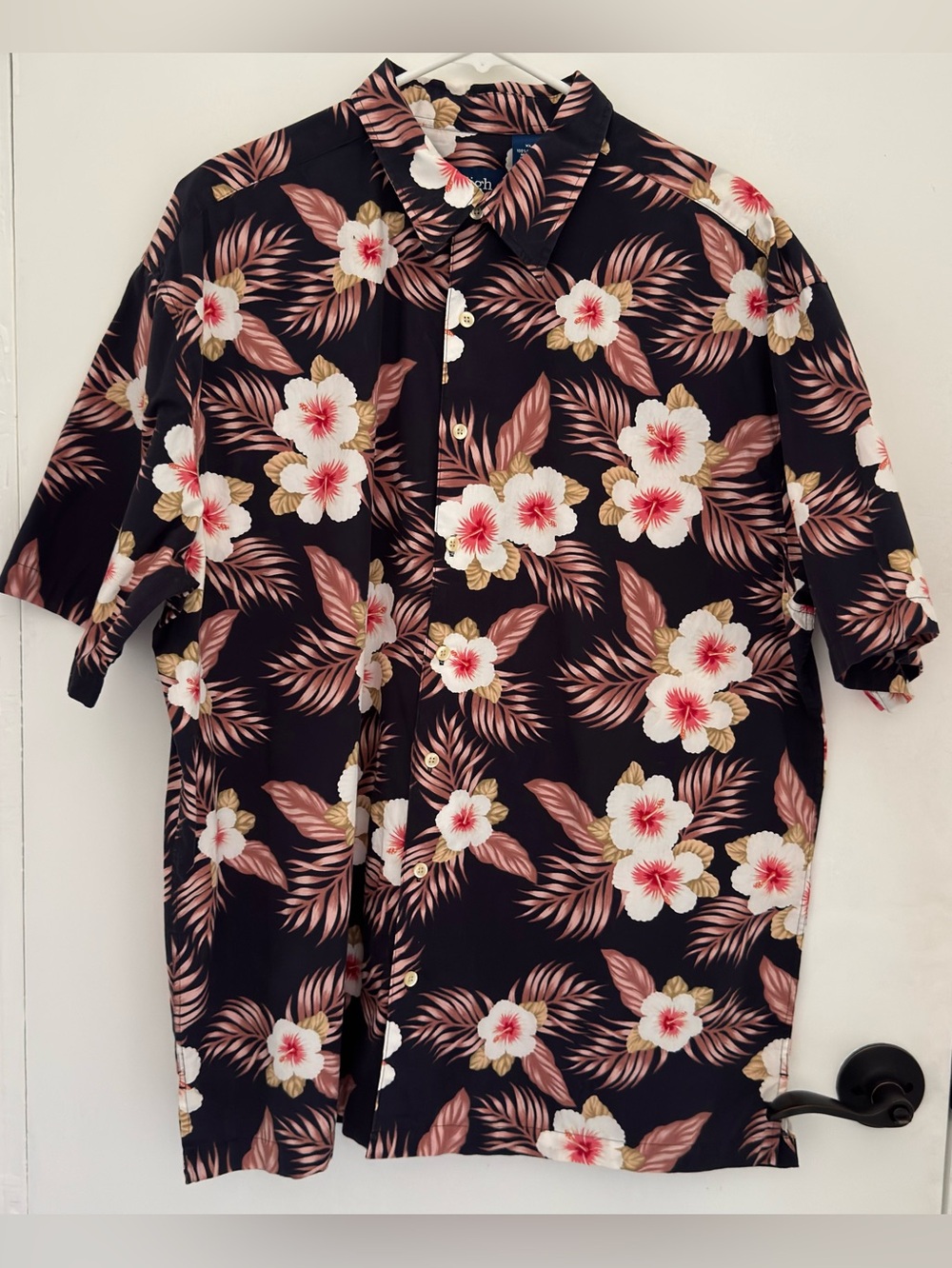 High Sierra Black Floral Hawaiian Button-Up Shirt travel vacation resort pool